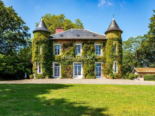 Maison de luxe de 450 m2 en vente Bayonne, France