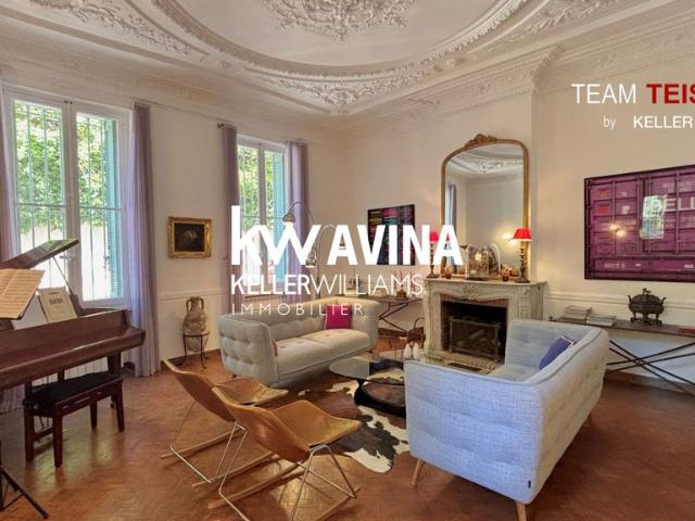 Maison de luxe de 15 pièces en vente à Salon de Provence, France