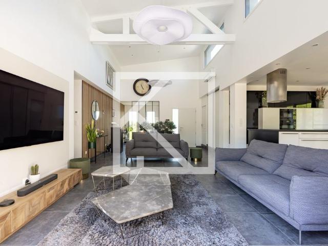 Maison de luxe de 161 m2 en vente La Milesse, France