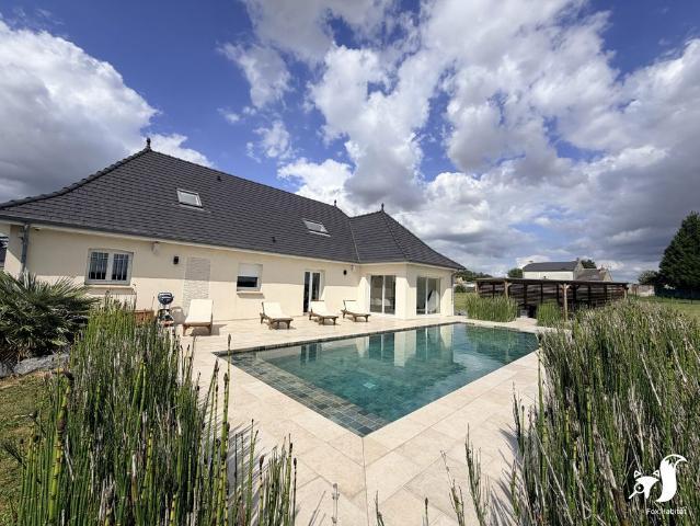 Maison de luxe en vente à Cagnoncles, Hauts de France