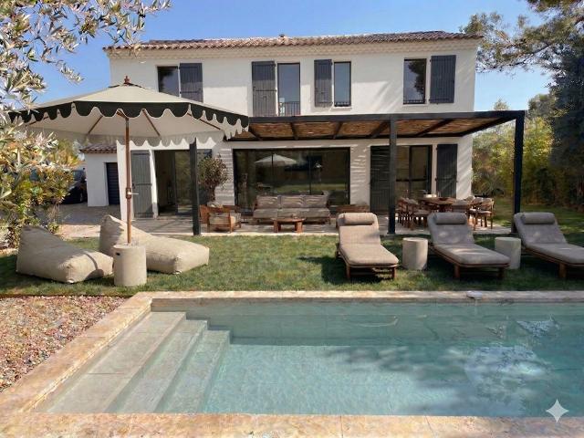 Maison de luxe de 173 m2 en location Aix en Provence, France