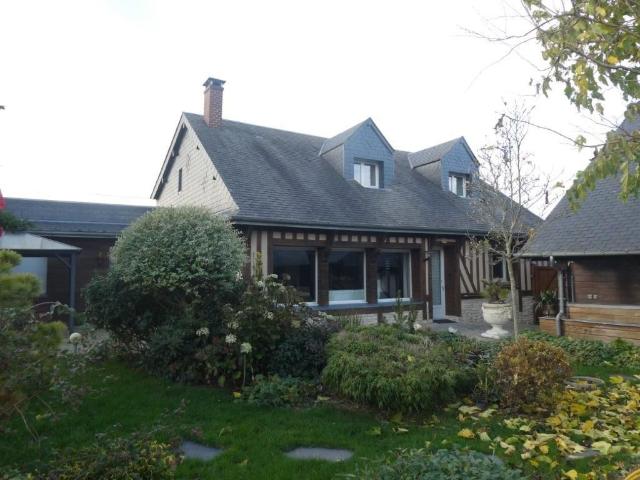 Maison de luxe de 3 chambres en vente à Beuzeville, Normandie