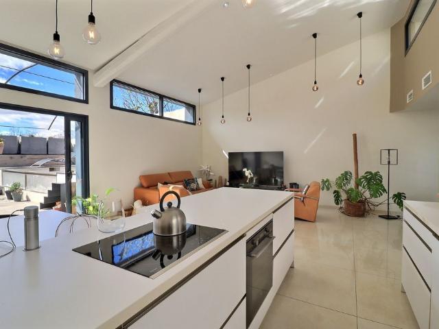 Maison de luxe de 180 m2 en vente Marsillargues, France