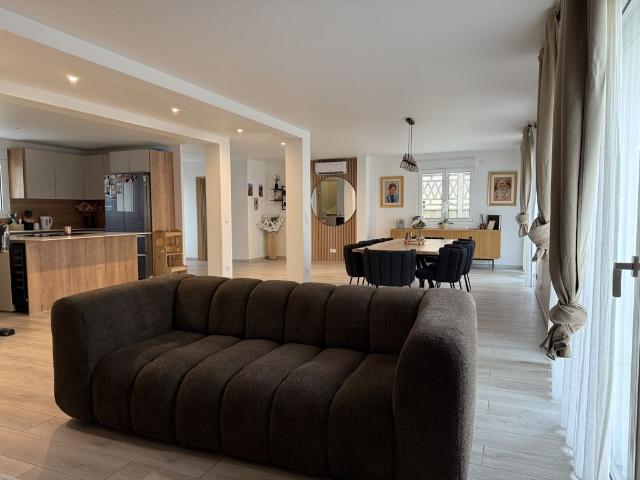 Maison de luxe de 180 m2 en vente Sucy en Brie, Île de France