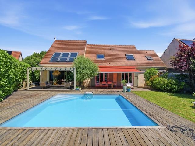 Maison de luxe de 184 m2 en vente Morainvilliers, Île de France