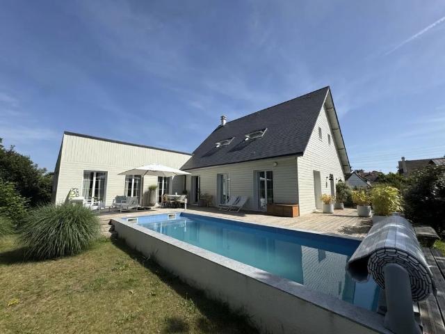 Maison de luxe de 190 m2 en vente Cabourg, Normandie