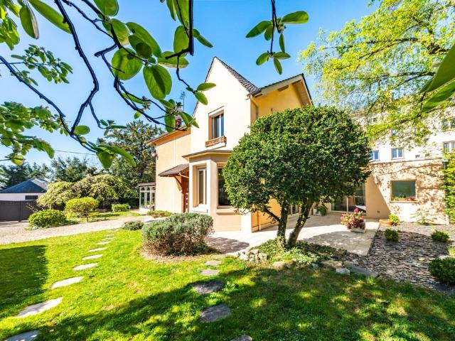Maison de luxe de 190 m2 en vente Dijon, France
