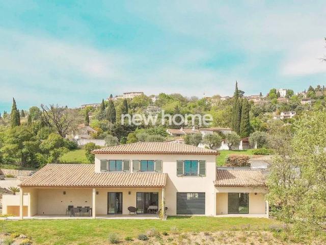 Maison de luxe de 190 m2 en vente Montauroux, France