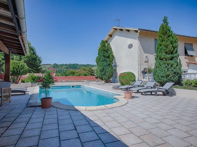 Maison de luxe de 190 m2 en vente Montrigaud, France