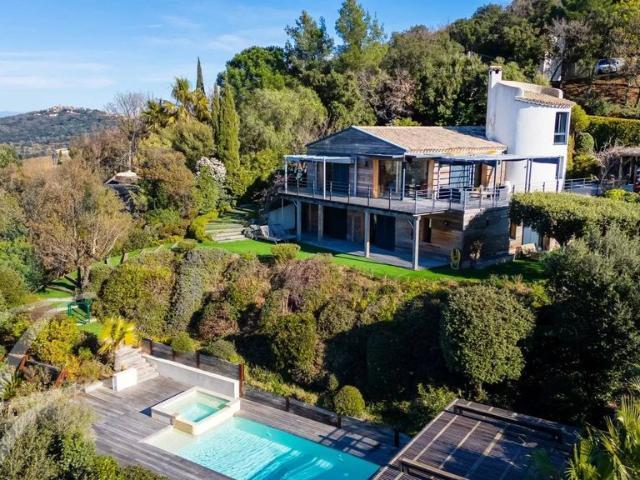 Maison de luxe de 195 m2 en vente La Croix Valmer, France