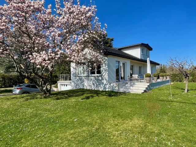 Maison de luxe de 196 m2 en vente Divonne les Bains, Auvergne Rhône Alpes