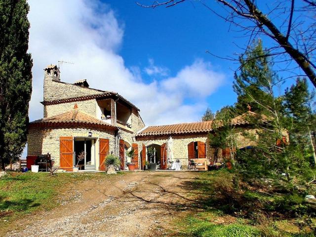 Maison de luxe de 196 m2 en vente Orgon, France