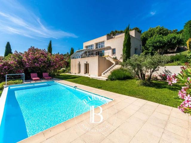 Maison de luxe de 197 m2 en vente Éguilles, Provence Alpes Côte d'Azur