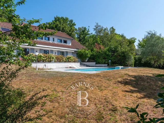 Maison de luxe de 199 m2 en vente Charbonnières les Bains, France