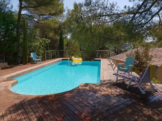 Maison de luxe de 200 m2 en vente Pierrevert, France