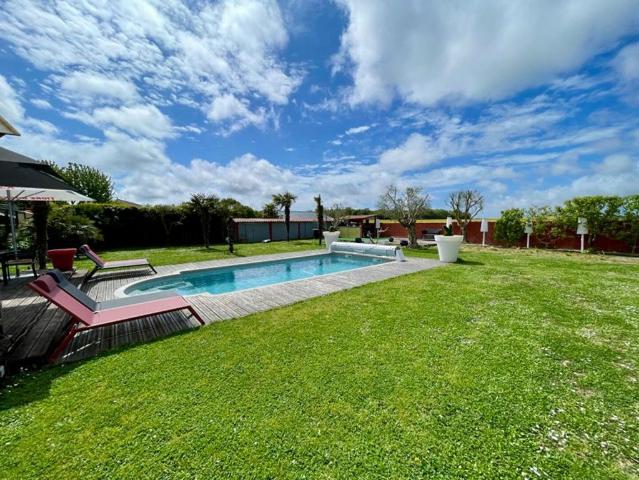 Maison de luxe de 201 m2 en vente Bourgneuf, Nouvelle Aquitaine