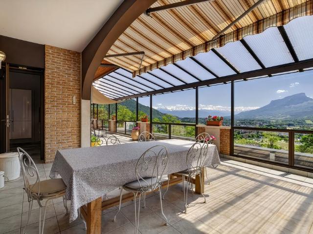 Maison de luxe de 7 pièces en vente à Chambéry, Auvergne Rhône Alpes