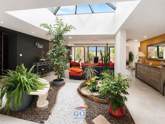 Maison de luxe de 210 m2 en vente Claira, Occitanie