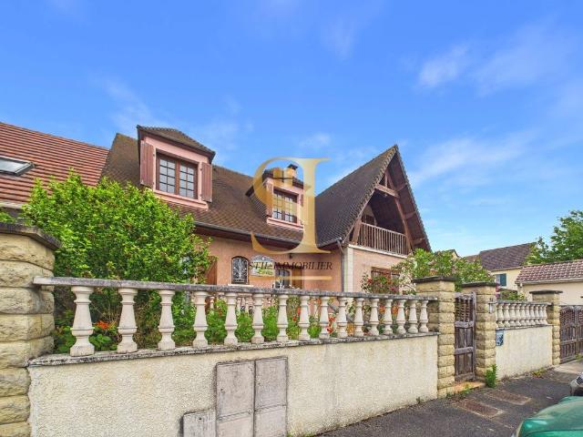 Maison de luxe de 212 m2 en vente Leuville sur Orge, France