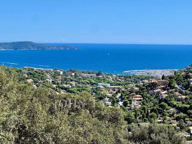Maison de luxe de 220 m2 en vente Cavalaire sur Mer, Provence Alpes Côte d'Azur