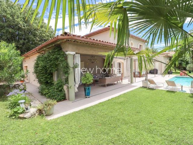 Maison de luxe de 222 m2 en vente Montauroux, France