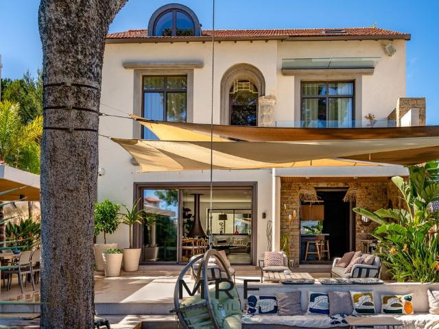 Maison de luxe de 242 m2 en vente Marseille, France
