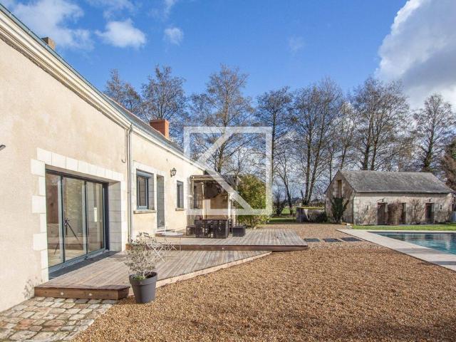 Maison de luxe de 244 m2 en vente Baugé en Anjou, Pays de la Loire