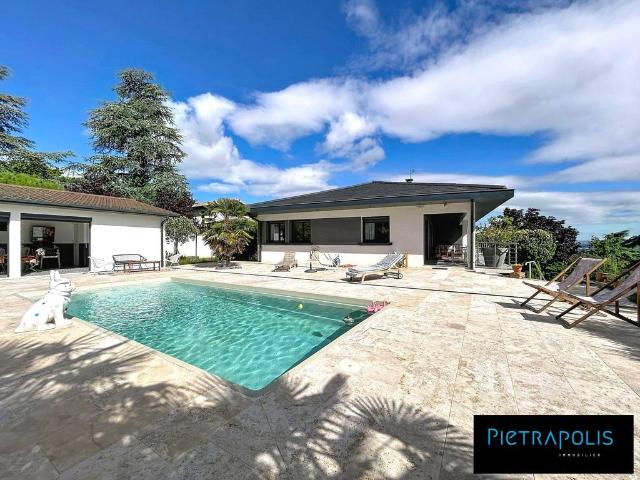 Maison de 7 pièces de luxe en vente à Limas, Auvergne Rhône Alpes