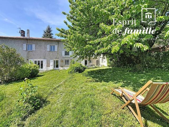 Maison de luxe de 260 m2 en vente Fontaines Saint Martin, France