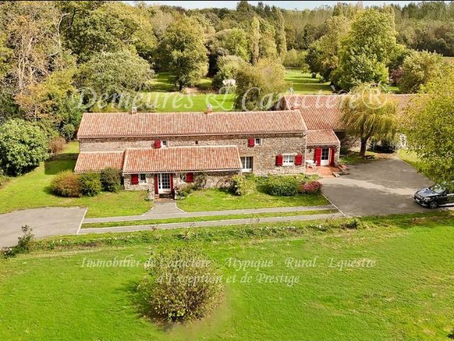 Maison de 9 pièces de luxe en vente à Challans, Pays de la Loire