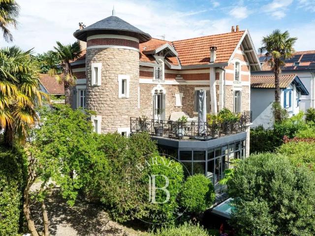 Maison de luxe de 270 m2 en vente Bayonne, France