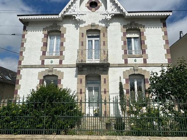 Maison de luxe de 282 m2 en vente Locminé, France