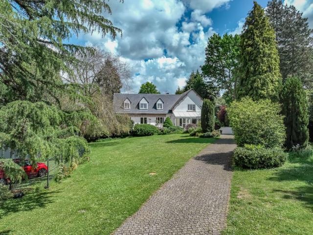 Maison de luxe de 285 m2 en vente Saint Rémy l'Honoré, France