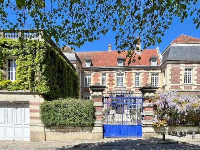 Maison de luxe de 288 m2 en vente Compiègne, Hauts de France