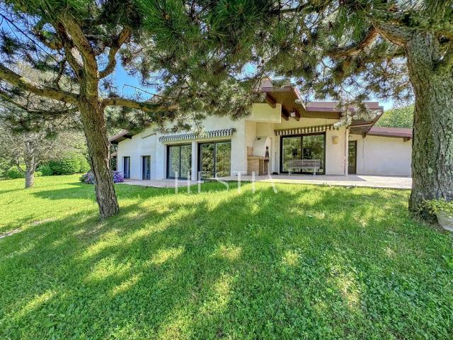 Maison de luxe de 291 m2 en vente Annecy, France