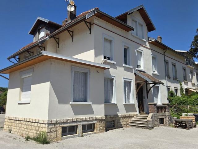 Maison de luxe de 297 m2 en vente Roche lez Beaupré, Bourgogne Franche Comté