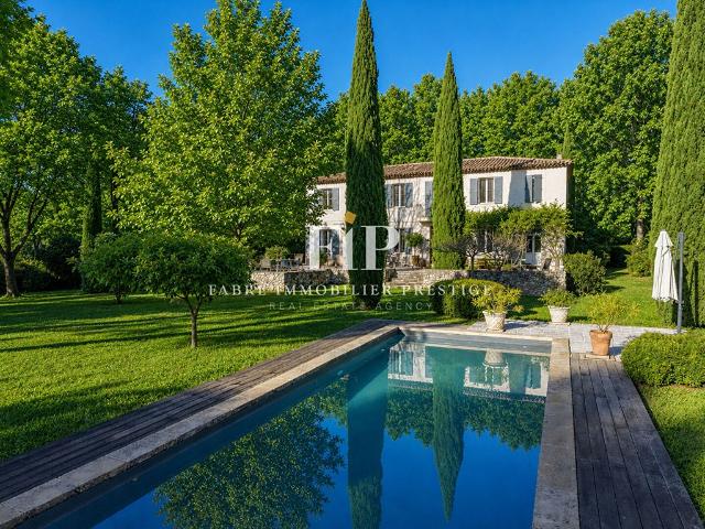Maison de luxe de 298 m2 en vente Aix en Provence, Provence Alpes Côte d'Azur
