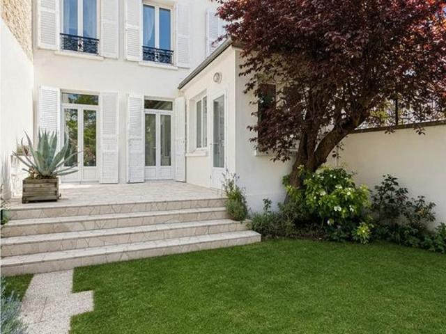 Maison de luxe de 2 chambres en vente à Vincennes, Île de France