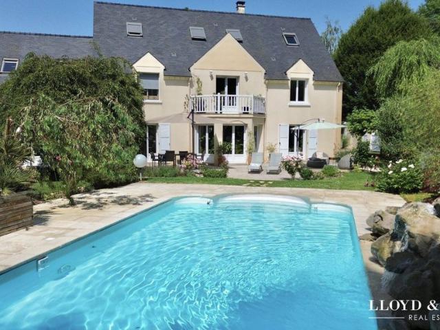 Maison de luxe de 300 m2 en vente Compiègne, France