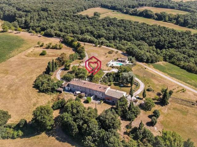 Maison de luxe de 30 pièces en vente à Carcassonne, Occitanie