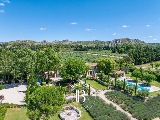 Maison de luxe de 322 m2 en vente Maussane, Provence Alpes Côte d'Azur