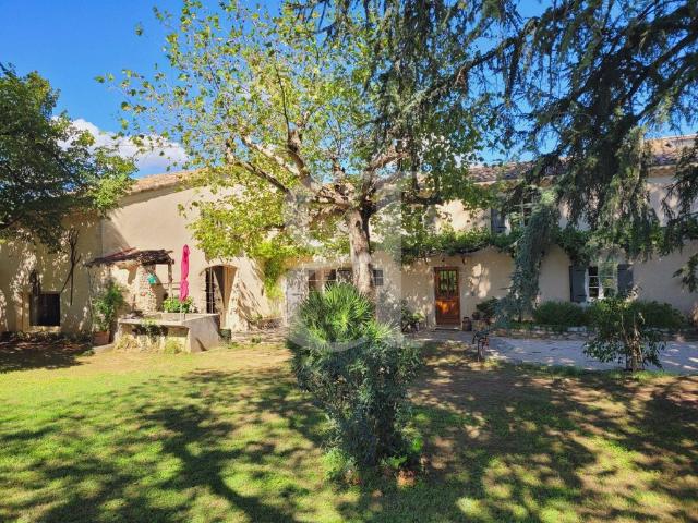 Maison de luxe de 341 m2 en vente Grignan, France