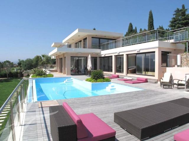 Maison de luxe de 350 m2 en location Cannes La Bocca, Cannes, Provence Alpes Côte d'Azur