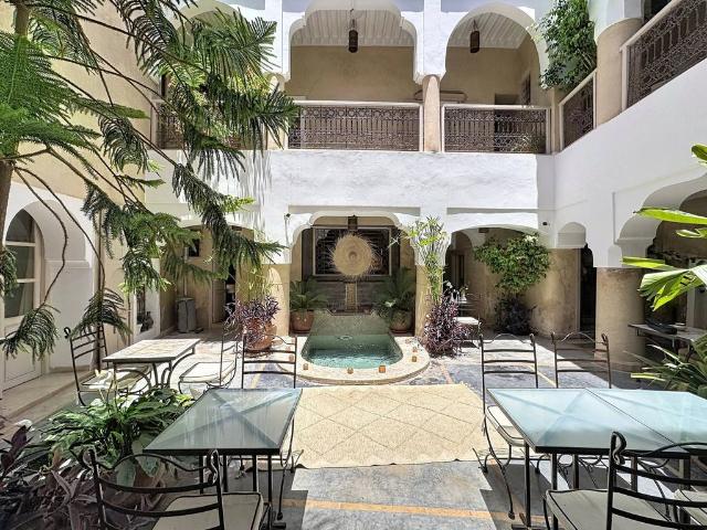 Maison de luxe de 350 m2 en vente Marrakech, Maroc