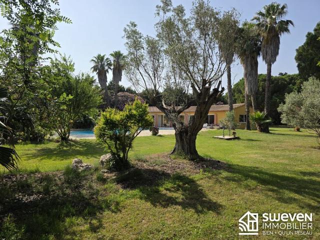 Maison de luxe de 360 m2 en vente Perpignan, Occitanie