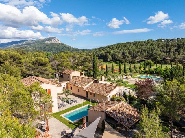 Maison de luxe de 380 m2 en vente Aix en Provence, Provence Alpes Côte d'Azur