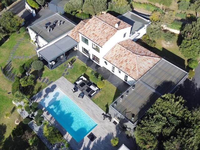 Maison de luxe de 380 m2 en vente Gordes, France