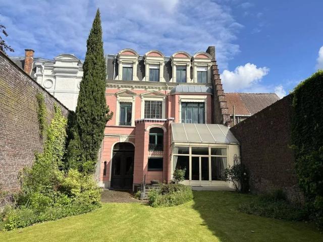 Maison de luxe de 385 m2 en vente Roubaix, France