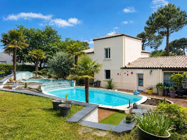 Maison de luxe de 398 m2 en vente Les Mathes, Nouvelle Aquitaine