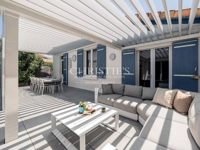 Maison de luxe de 3 chambres en vente à Andernos les Bains, France